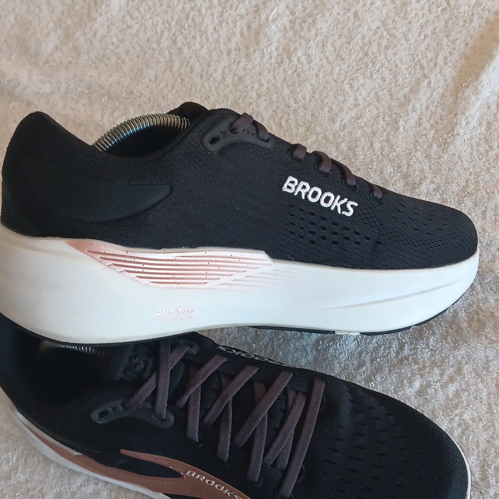 Brooks Ghost Max 3 Professional Running Shoes - image 12